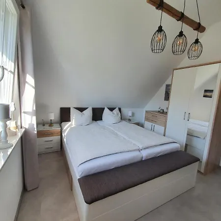 Haus Moewenkind بيت للعطل *