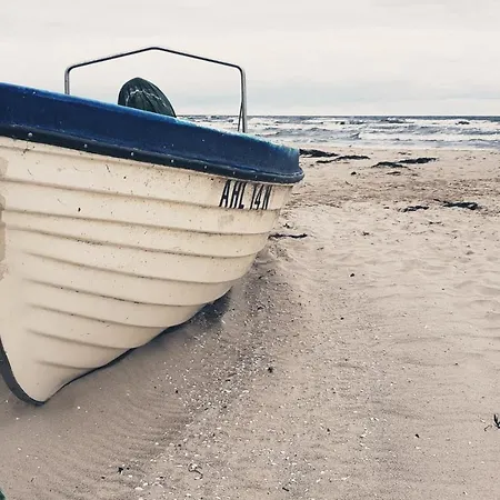 Haus Moewenkind Дом отдыха Zirchow